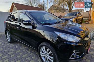 Внедорожник / Кроссовер Hyundai ix35 2012 в 