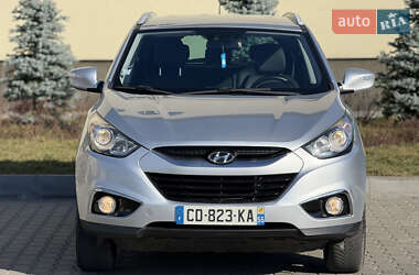 Внедорожник / Кроссовер Hyundai ix35 2011 в 