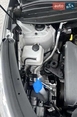 Внедорожник / Кроссовер Hyundai ix35 2011 в 