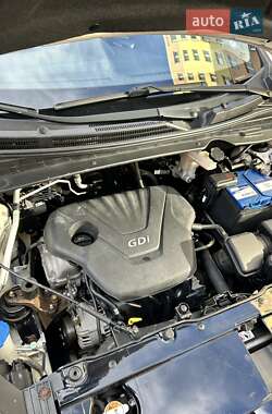 Внедорожник / Кроссовер Hyundai ix35 2013 в 