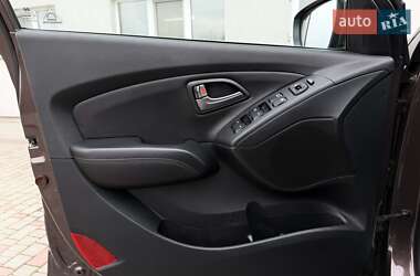 Внедорожник / Кроссовер Hyundai ix35 2014 в 