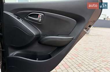 Внедорожник / Кроссовер Hyundai ix35 2014 в 