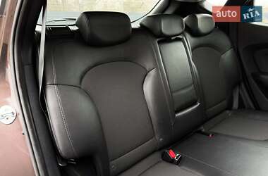Внедорожник / Кроссовер Hyundai ix35 2014 в 