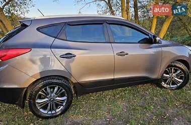 Внедорожник / Кроссовер Hyundai ix35 2013 в 