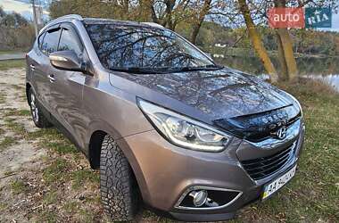 Внедорожник / Кроссовер Hyundai ix35 2013 в 
