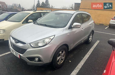 Позашляховик / Кросовер Hyundai ix35 2011 в 