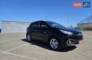 Внедорожник / Кроссовер Hyundai ix35 2011 в 
