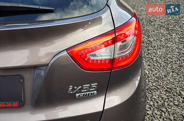Позашляховик / Кросовер Hyundai ix35 2014 в 