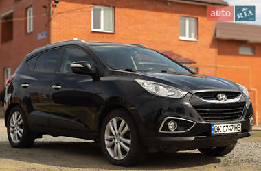 Внедорожник / Кроссовер Hyundai ix35 2013 в 