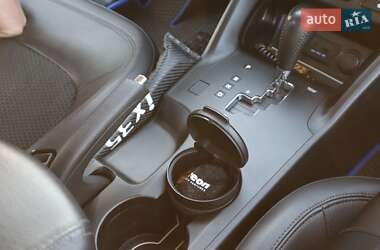Внедорожник / Кроссовер Hyundai ix35 2011 в 