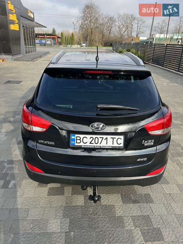 Позашляховик / Кросовер Hyundai ix35 2010 в Кам'янці-Бузькій