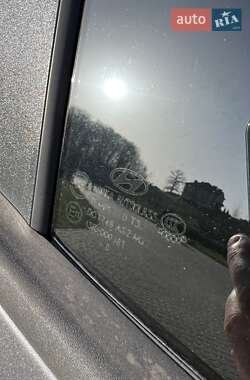 Внедорожник / Кроссовер Hyundai ix35 2011 в 