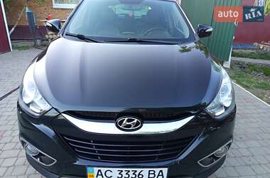 Внедорожник / Кроссовер Hyundai ix35 2010 в 