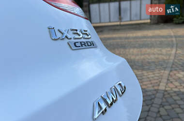 Позашляховик / Кросовер Hyundai ix35 2011 в 