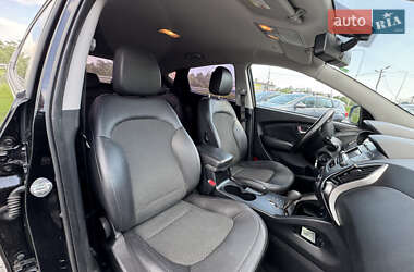 Позашляховик / Кросовер Hyundai ix35 2011 в 