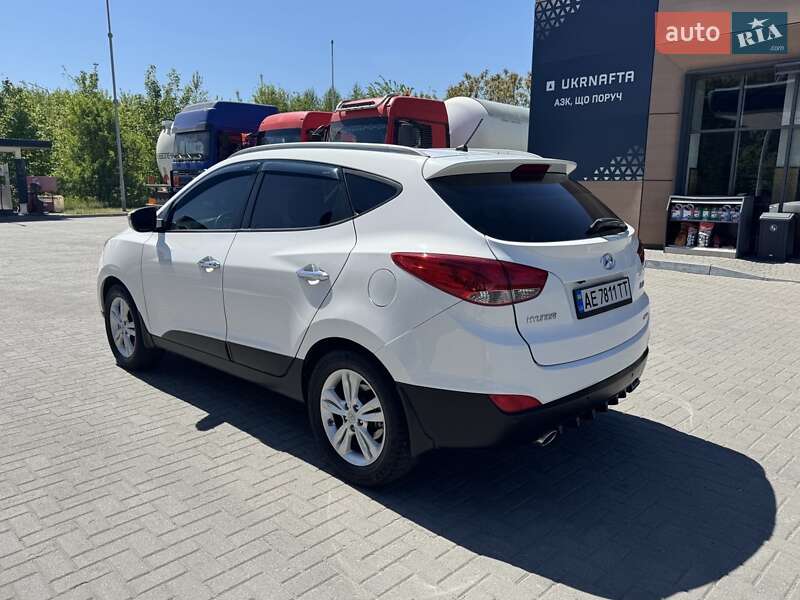 Позашляховик / Кросовер Hyundai ix35 2013 в Дніпрі