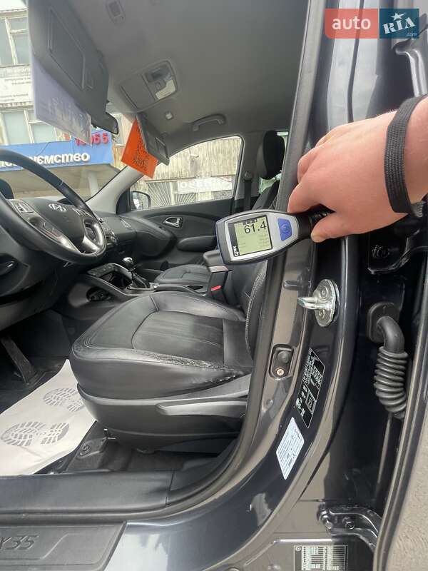 Позашляховик / Кросовер Hyundai ix35 2010 в Сумах