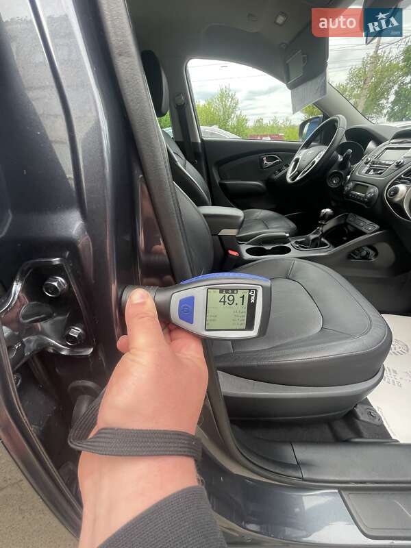 Позашляховик / Кросовер Hyundai ix35 2010 в Сумах