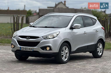 Позашляховик / Кросовер Hyundai ix35 2011 в 