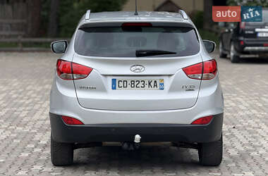 Позашляховик / Кросовер Hyundai ix35 2011 в 