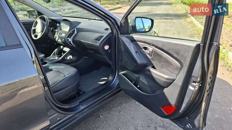 Позашляховик / Кросовер Hyundai ix35 2011 в Радивиліві