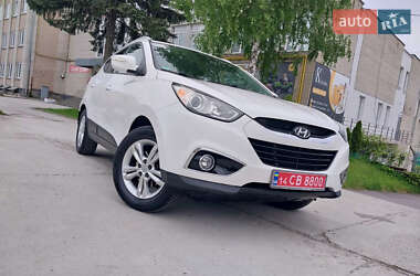 Внедорожник / Кроссовер Hyundai ix35 2012 в 