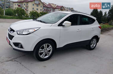 Внедорожник / Кроссовер Hyundai ix35 2012 в 