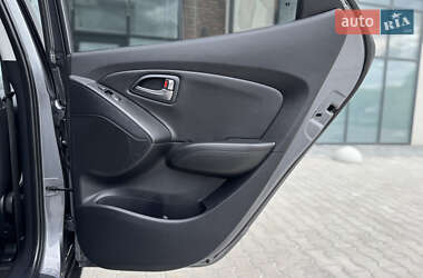 Внедорожник / Кроссовер Hyundai ix35 2014 в 