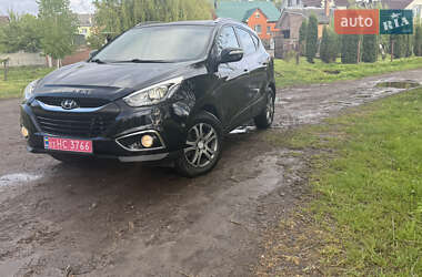Позашляховик / Кросовер Hyundai ix35 2015 в 