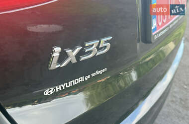 Позашляховик / Кросовер Hyundai ix35 2015 в 