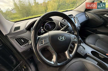 Позашляховик / Кросовер Hyundai ix35 2015 в 