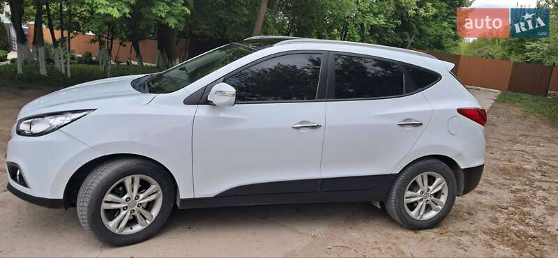 Позашляховик / Кросовер Hyundai ix35 2010 в Ланівці
