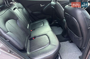 Внедорожник / Кроссовер Hyundai ix35 2014 в 