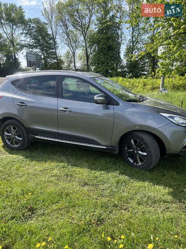 Внедорожник / Кроссовер Hyundai ix35 2013 в Калуше