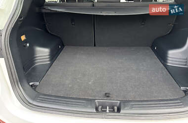 Позашляховик / Кросовер Hyundai ix35 2011 в 