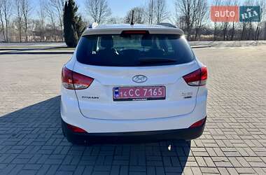 Позашляховик / Кросовер Hyundai ix35 2012 в 