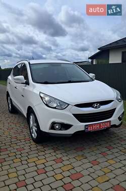 Позашляховик / Кросовер Hyundai ix35 2013 в 