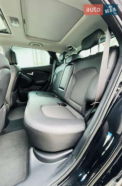 Внедорожник / Кроссовер Hyundai ix35 2014 в 
