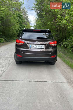 Внедорожник / Кроссовер Hyundai ix35 2011 в 