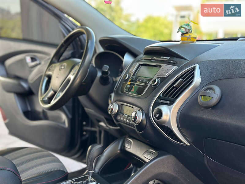 Позашляховик / Кросовер Hyundai ix35 2011 в Дніпрі