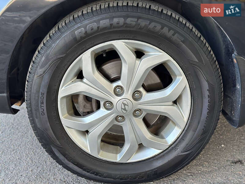 Позашляховик / Кросовер Hyundai ix35 2011 в Дніпрі