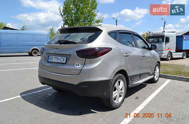 Позашляховик / Кросовер Hyundai ix35 2010 в 