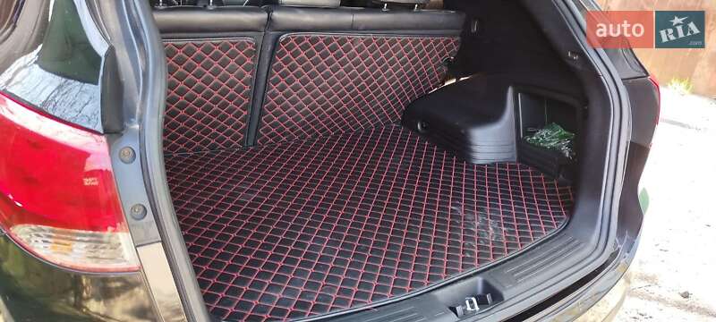 Позашляховик / Кросовер Hyundai ix35 2010 в Одесі