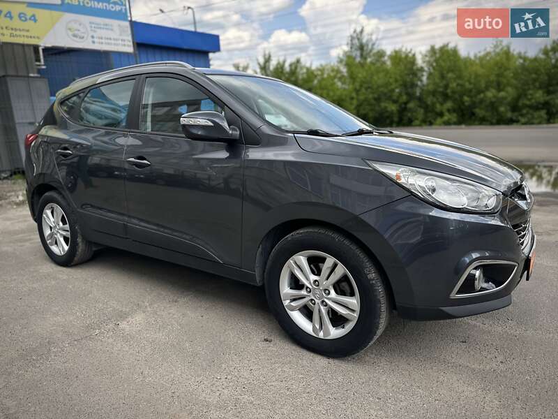 Внедорожник / Кроссовер Hyundai ix35 2011 в Сумах