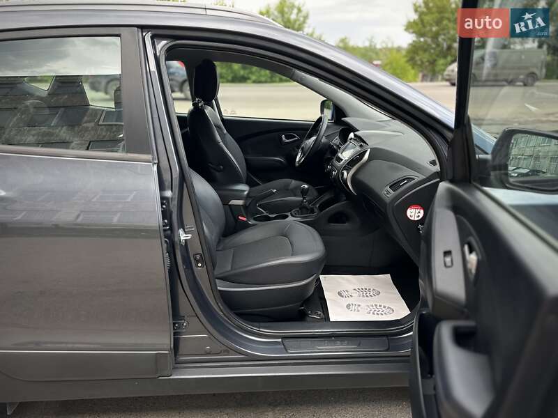 Внедорожник / Кроссовер Hyundai ix35 2011 в Сумах