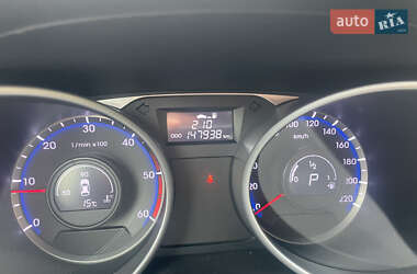 Внедорожник / Кроссовер Hyundai ix35 2014 в 