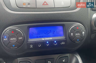 Внедорожник / Кроссовер Hyundai ix35 2014 в 
