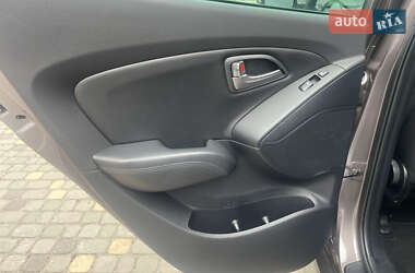 Внедорожник / Кроссовер Hyundai ix35 2014 в 