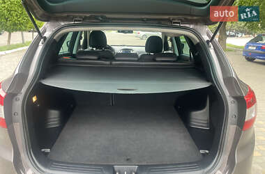 Внедорожник / Кроссовер Hyundai ix35 2014 в 
