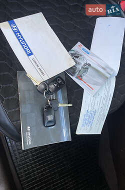 Внедорожник / Кроссовер Hyundai ix35 2010 в 